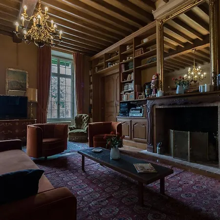 Domaine De Montcausson 4*