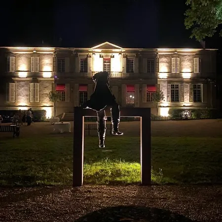 Konukevi Domaine De Montcausson 4*